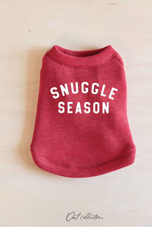 SNUGGLE SEASON Pet Graphic Sweatshirt