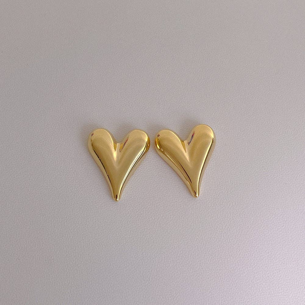 Love Heart Metal Elegant Stud Earrings DPJE1837