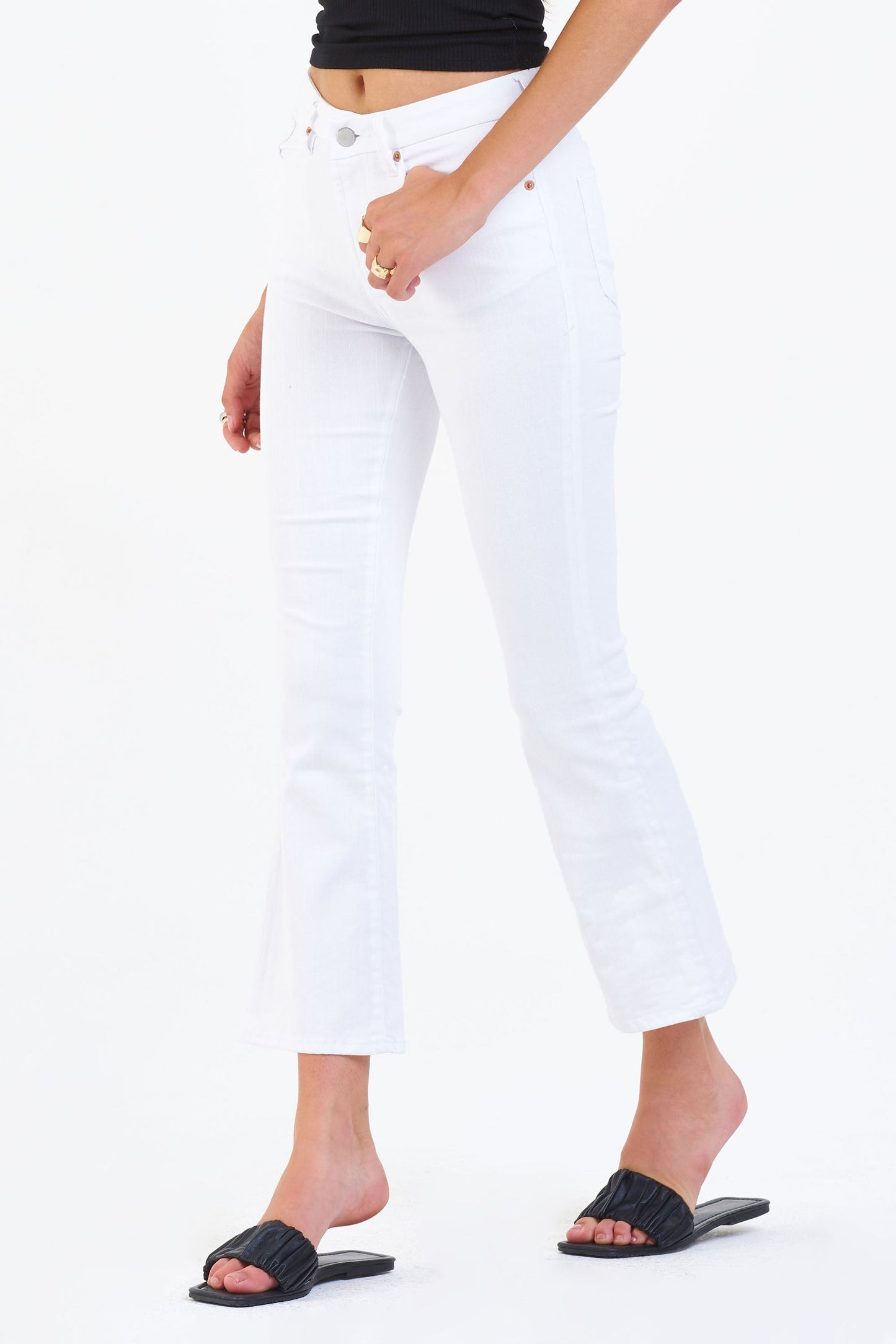 Jeanne Super High Rise Cropped Flare Jeans / Optic White