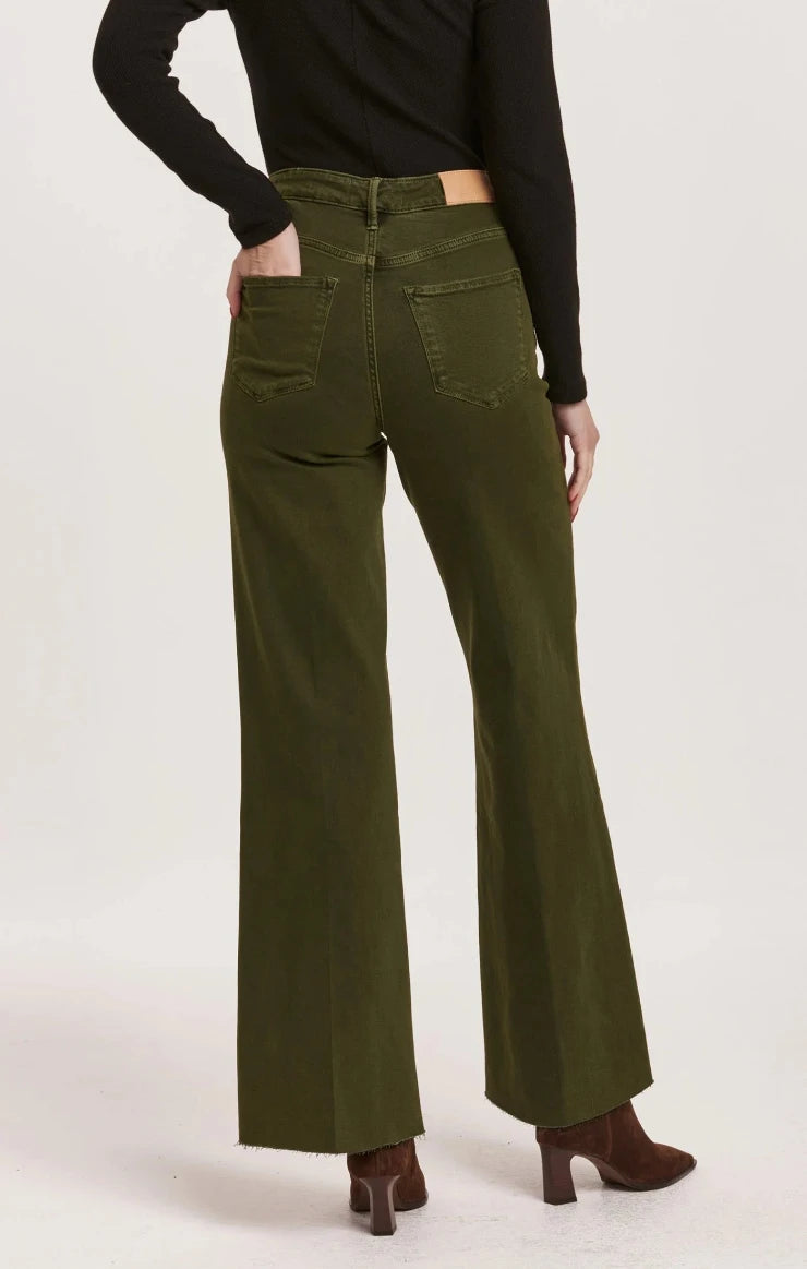 Fiona High Rise Wide Leg Jeans / Pine