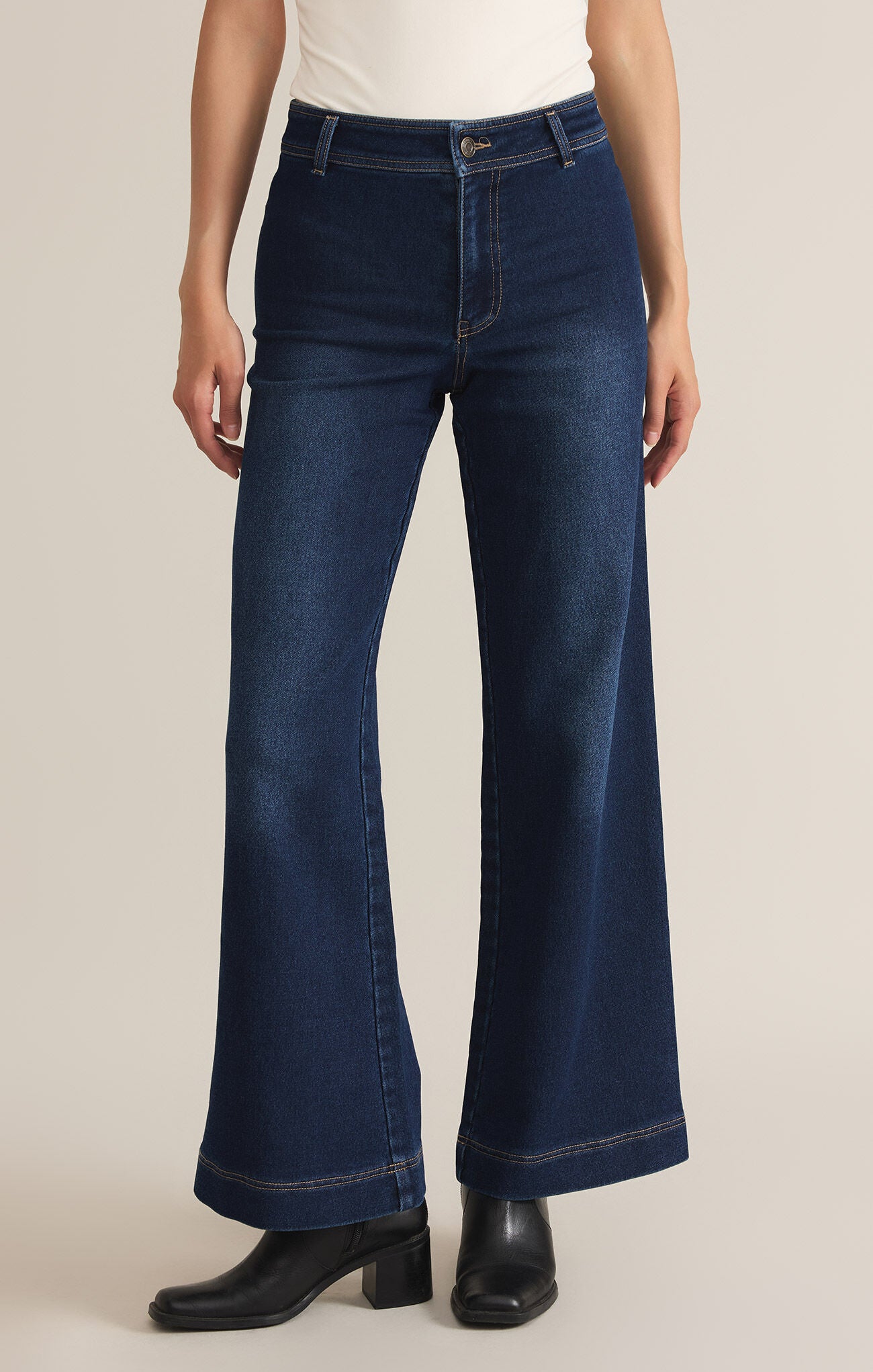 Rilynn Wide Leg Trouser